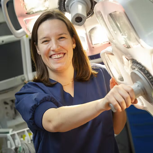 Dr. VINCKIER Marie-Hélène