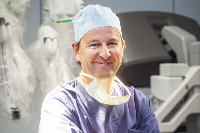 Reposez en paix, docteur Bruno Bamelis.